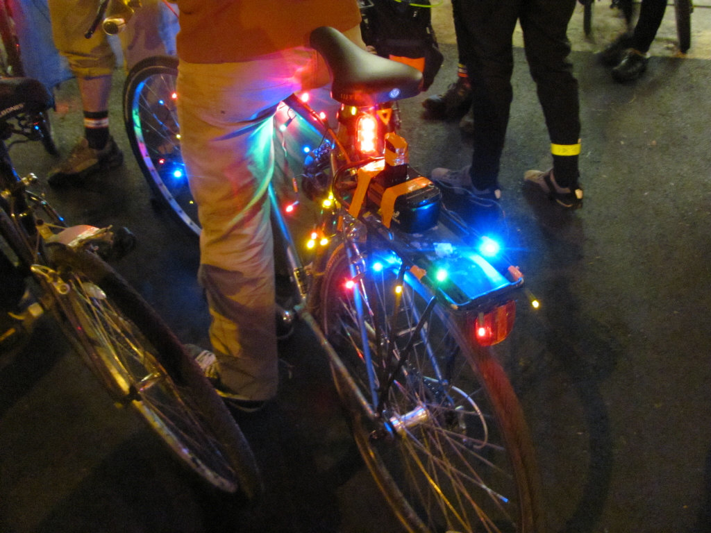 Editorials from Theslowlane Some pictures of December 2 lighted bike