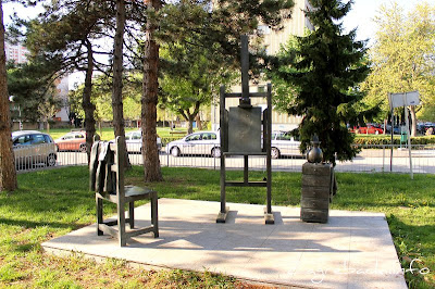Spomenik Josipu Račiću - Ratko Petrić