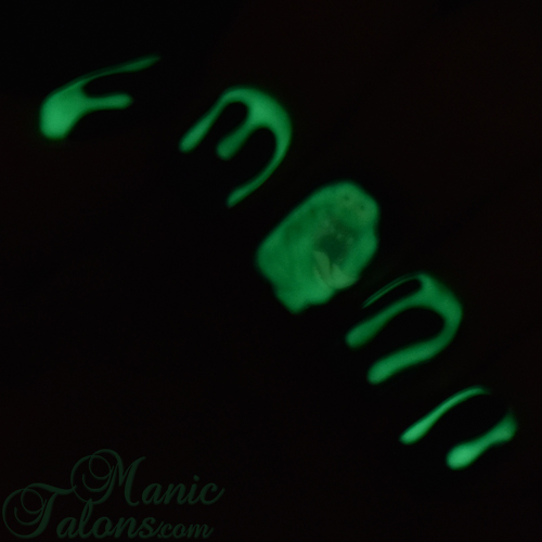 Glow in the dark Ghostbusters Slimer Nail Art with Akzentz Lights Out