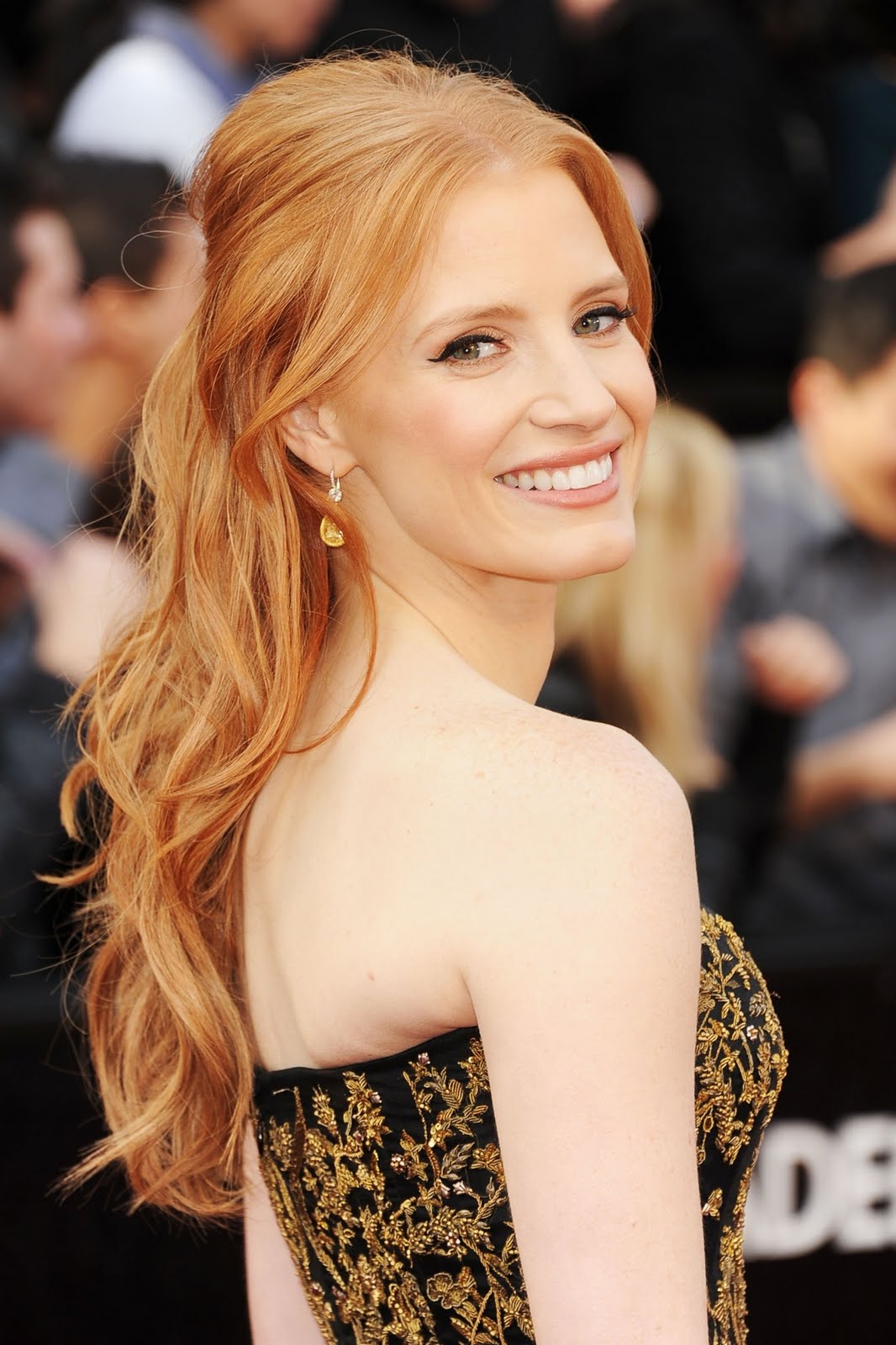 http://2.bp.blogspot.com/-K7w46p_4q2U/T0rJcwV58NI/AAAAAAAAky4/VwsCH3rDgKo/s1600/Jessica+Chastain+-+Oscars+2012-1.jpg