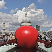 It's been such a great summer in London what with the Queen's Jubilee, . (img )