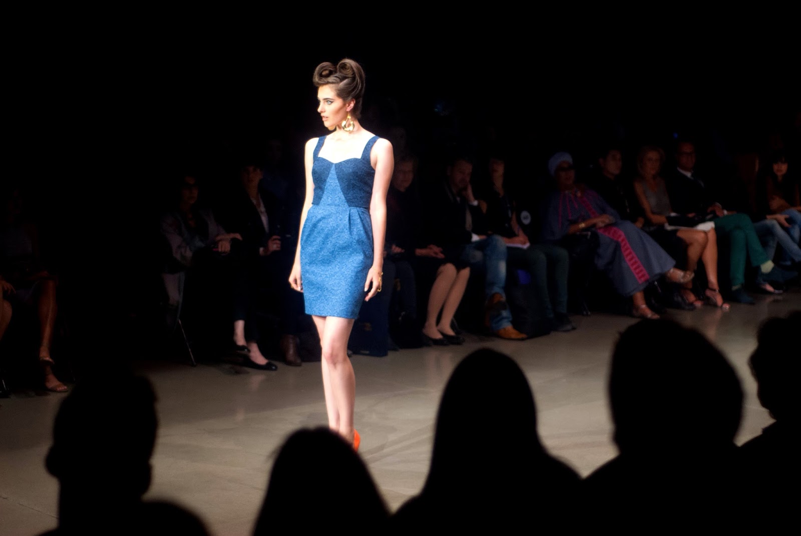 runway catwalk model fashion show week montreal SMM MFW Annie 50