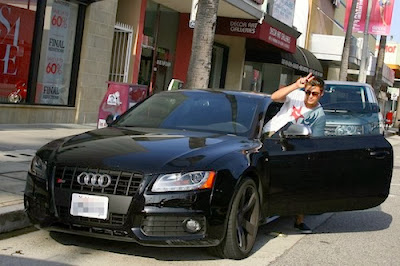 Zac Efron Pictures of Celebrity Cars