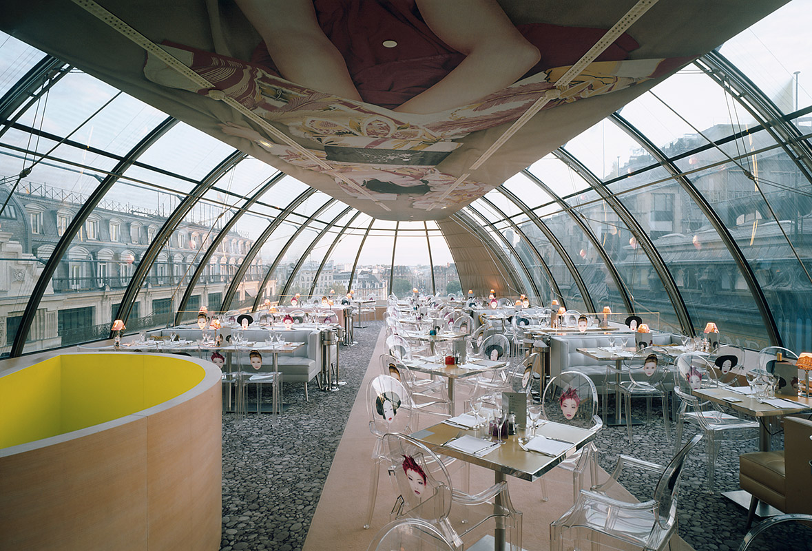 Kong Restaurant Bar la azotea pop de Starck en París Ministerio de diseño