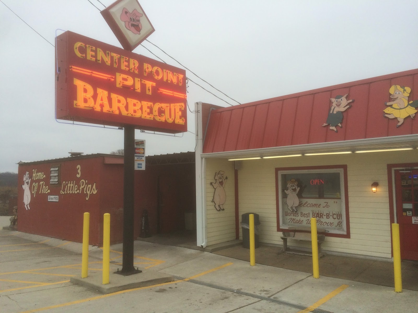 The Barbecue Fiend Center Point Pit Barbecue (Hendersonville, TN)