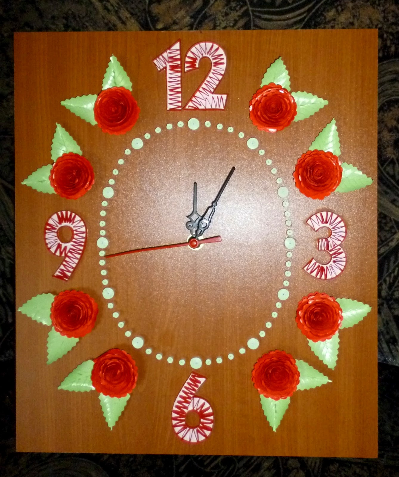 Papírvilág quilling falióra / quilled wall clock