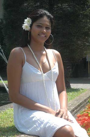 Derana Veet Miss Sri Lanka 2009, beauty pageant Lakshi Heshani, Lakshi Heshani hot, Lakshi Heshani bikini, Miss Sri Lanka 2009
