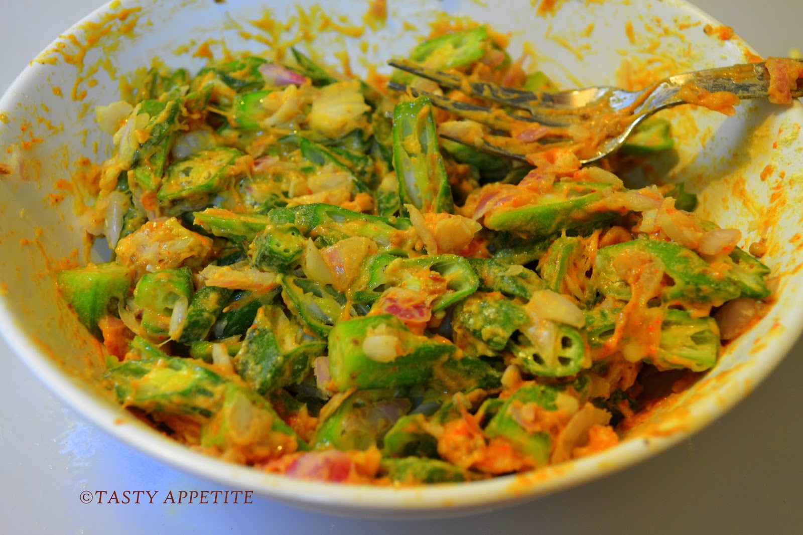 How to make crispy Okra Fry ?/ Okra Fritters / Spicy Bhindi Fry / Easy
