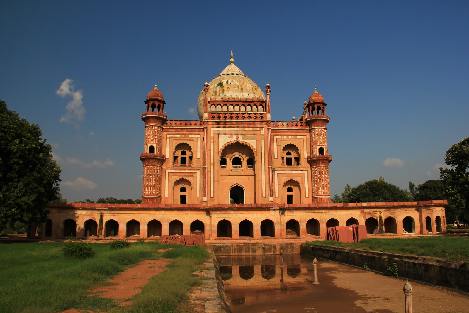 Old Monuments are Delhi's pride and Glory - India Travel Blog