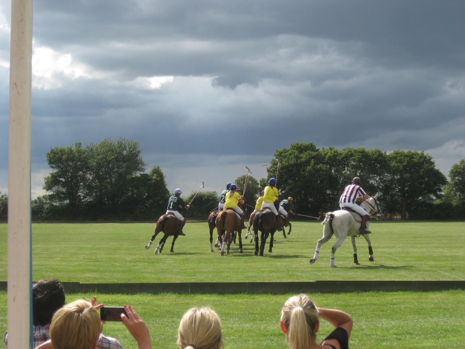 AROUND BRITAIN'S COAST ROADS FOR HELP FOR HEROES ( For Road Trip go to