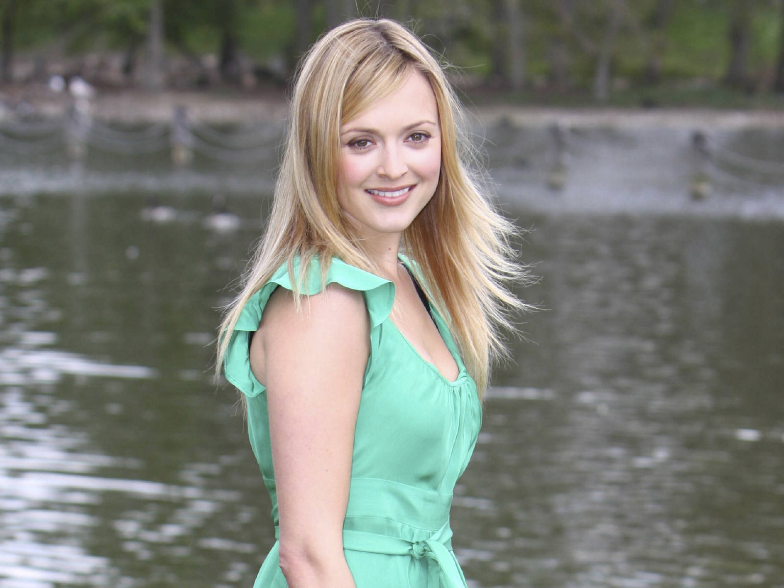 All Wallpapers: Fearne Cotton Hot & Sexy