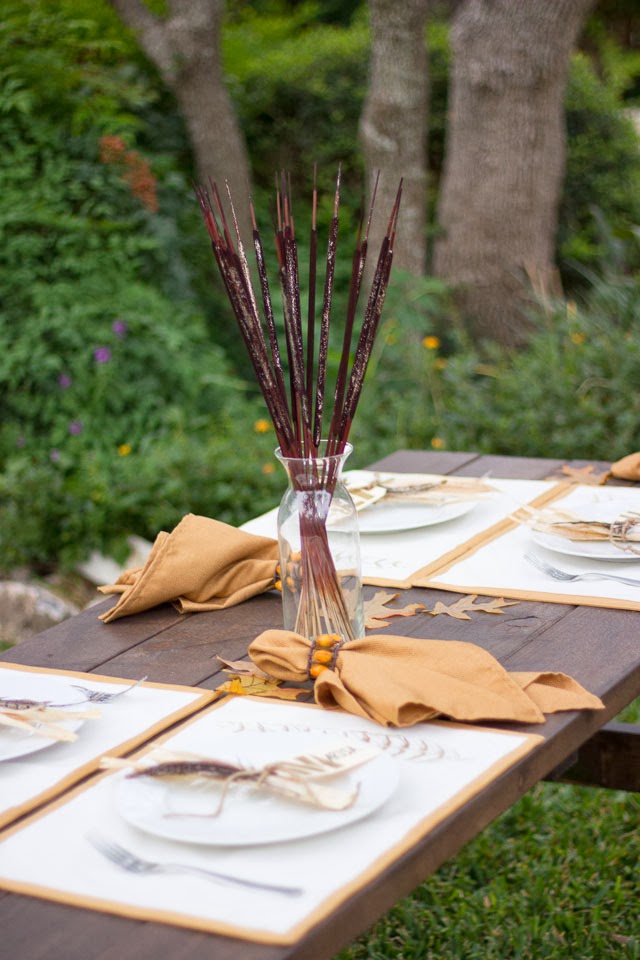 thanksgiving-table-settings thanksgiving-table-decorations