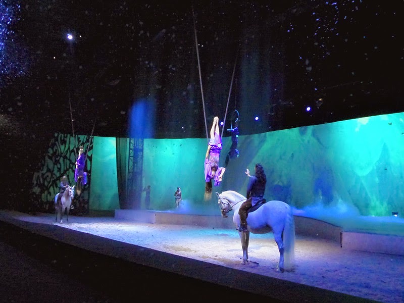 Cavalia RxR Magazine