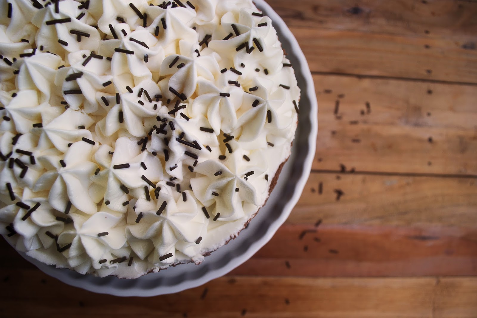 Frost &amp; Serve Chocolate Mousse Cake Recipe