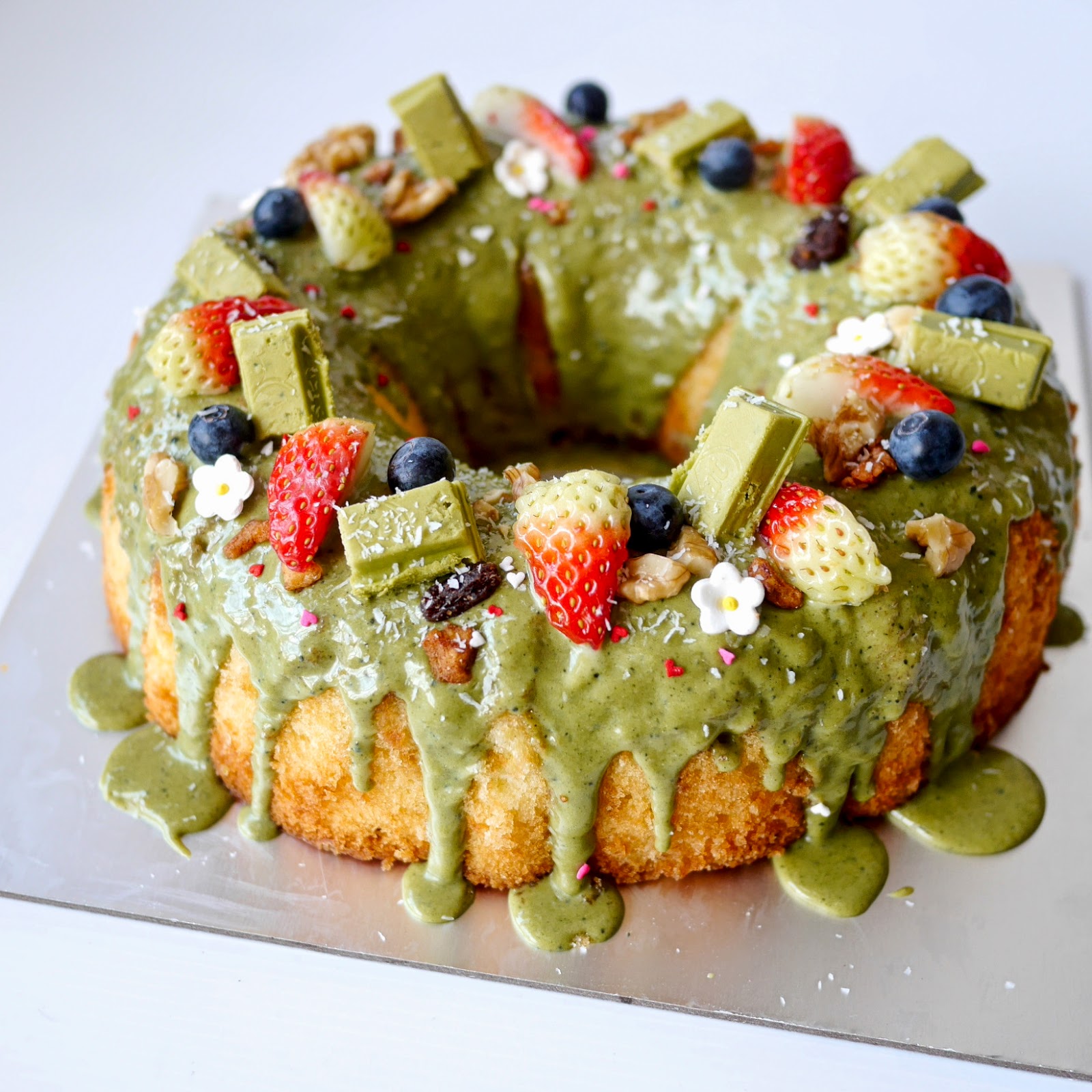 yellowfingers {Recipe} Lemon Yogurt Bundt Cake with Matcha White Chocolate Glaze