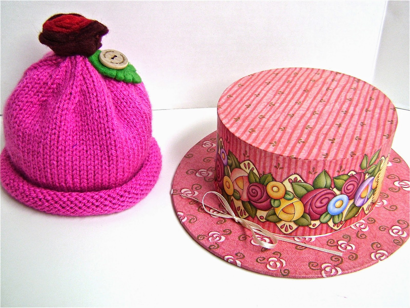 Creative Designs by Sheila Zachariae Gift Giving Hats in a Hat Box