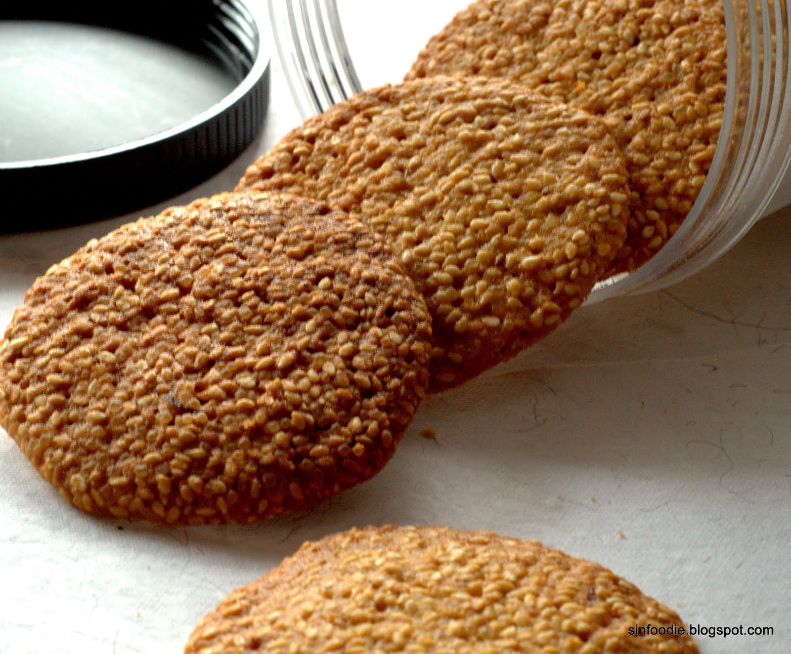 SinFoodie For the love of Cooking Crunchy Sesame Seeds Cookies