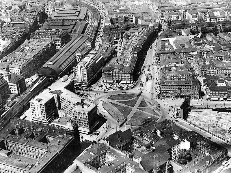 Travelling Weasels Berlin Top Things To Do Including Free