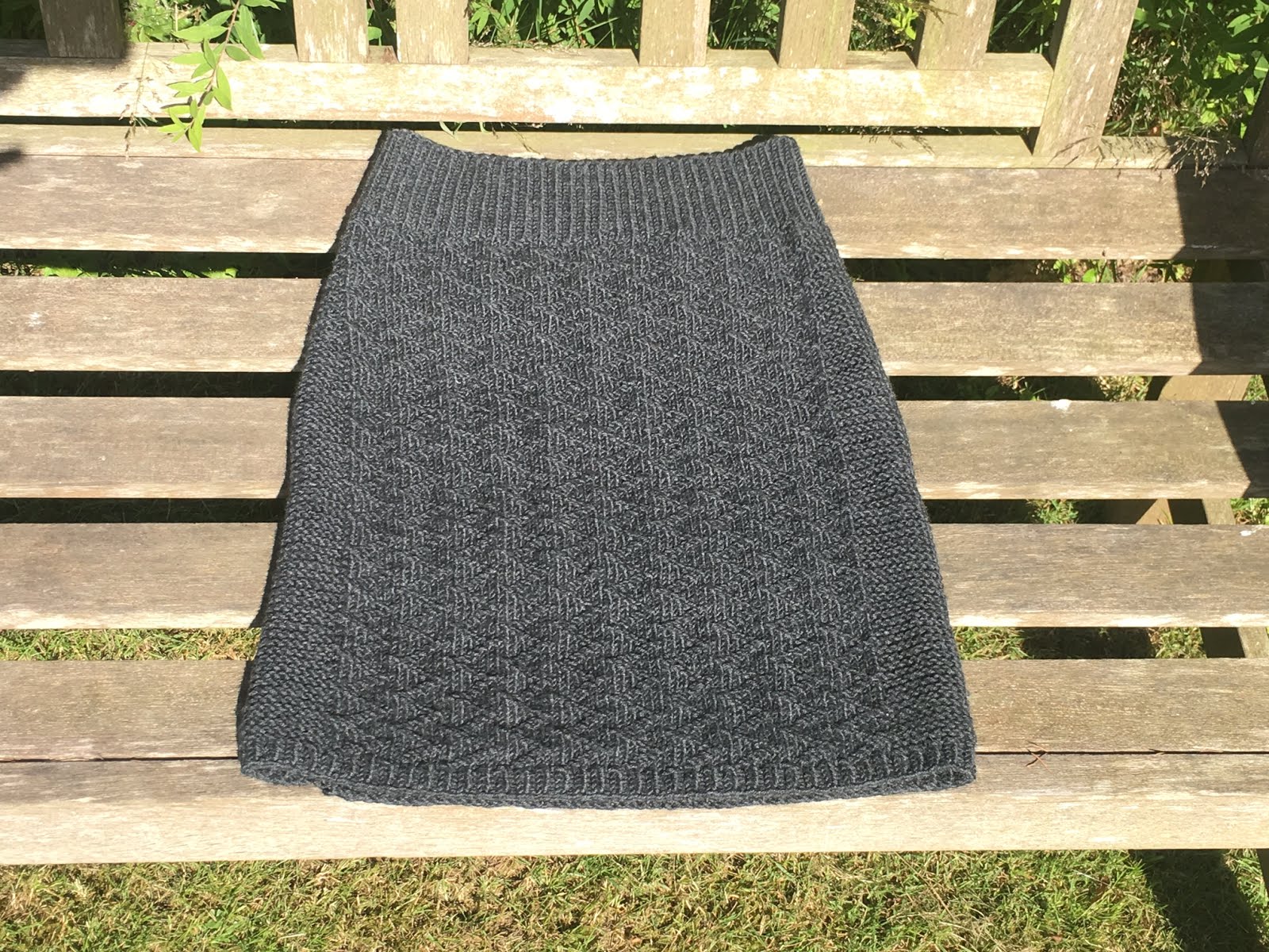 Sikksakkskjørt Laget