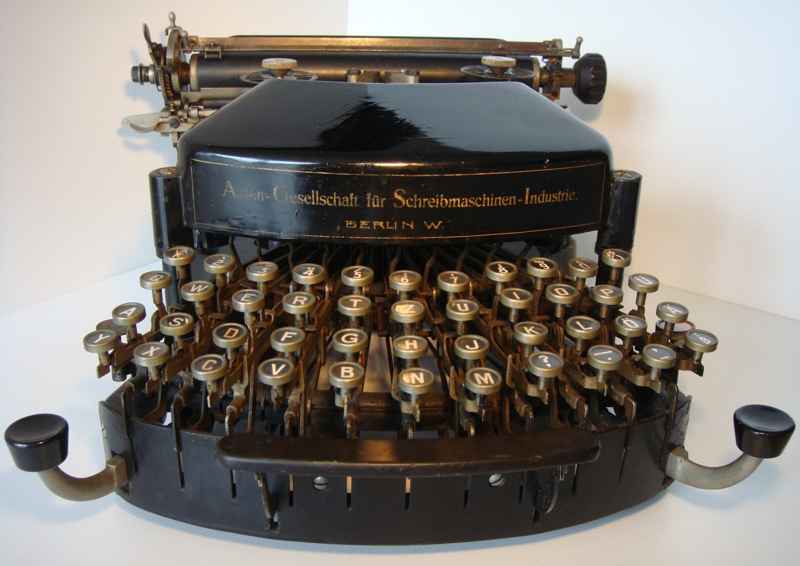 San diego kitchen cabinets oz.Typewriter: On This Day in Typewriter History: Dodson's Tower