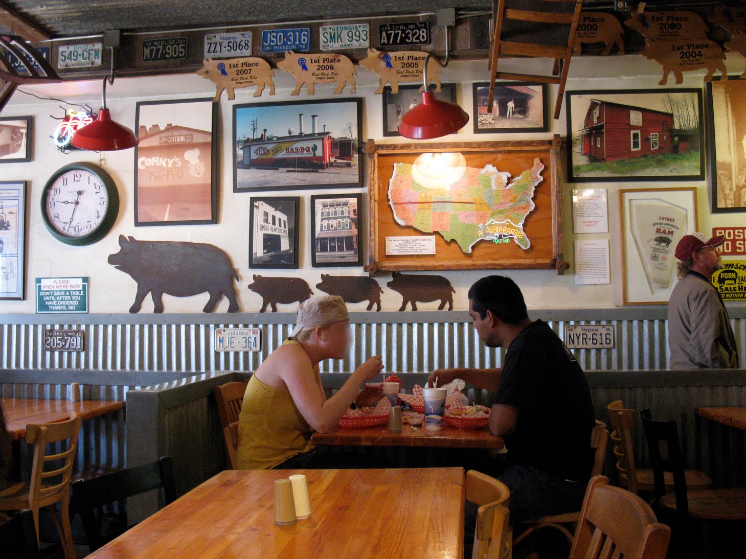 Eccentric Roadside Well, here we are Pismo Beach and all the clams we