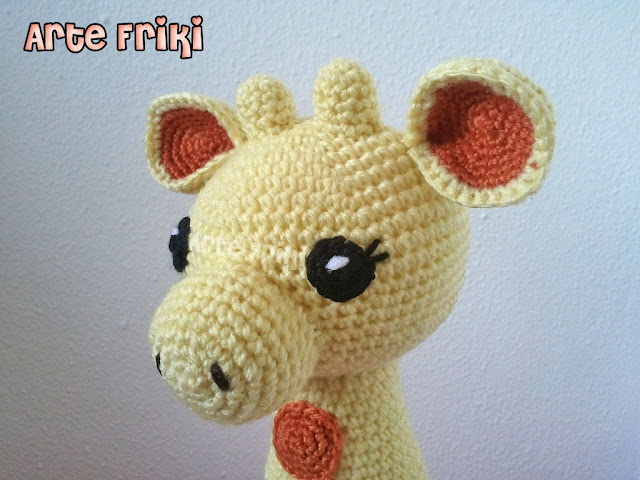 jirafa amigurumi giraffe amigurumi doll peluche muñeco ganchillo crochet