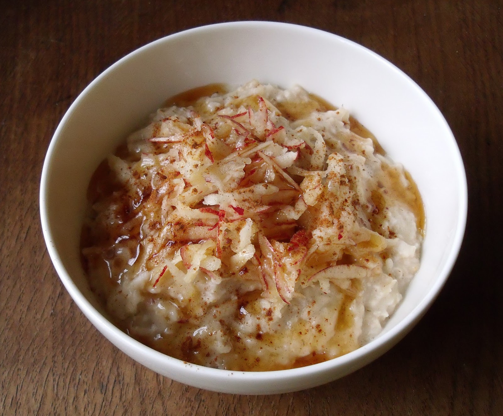 Plenty Sweet Enough Oatmeal with Shredded Apple and Maple Syrup