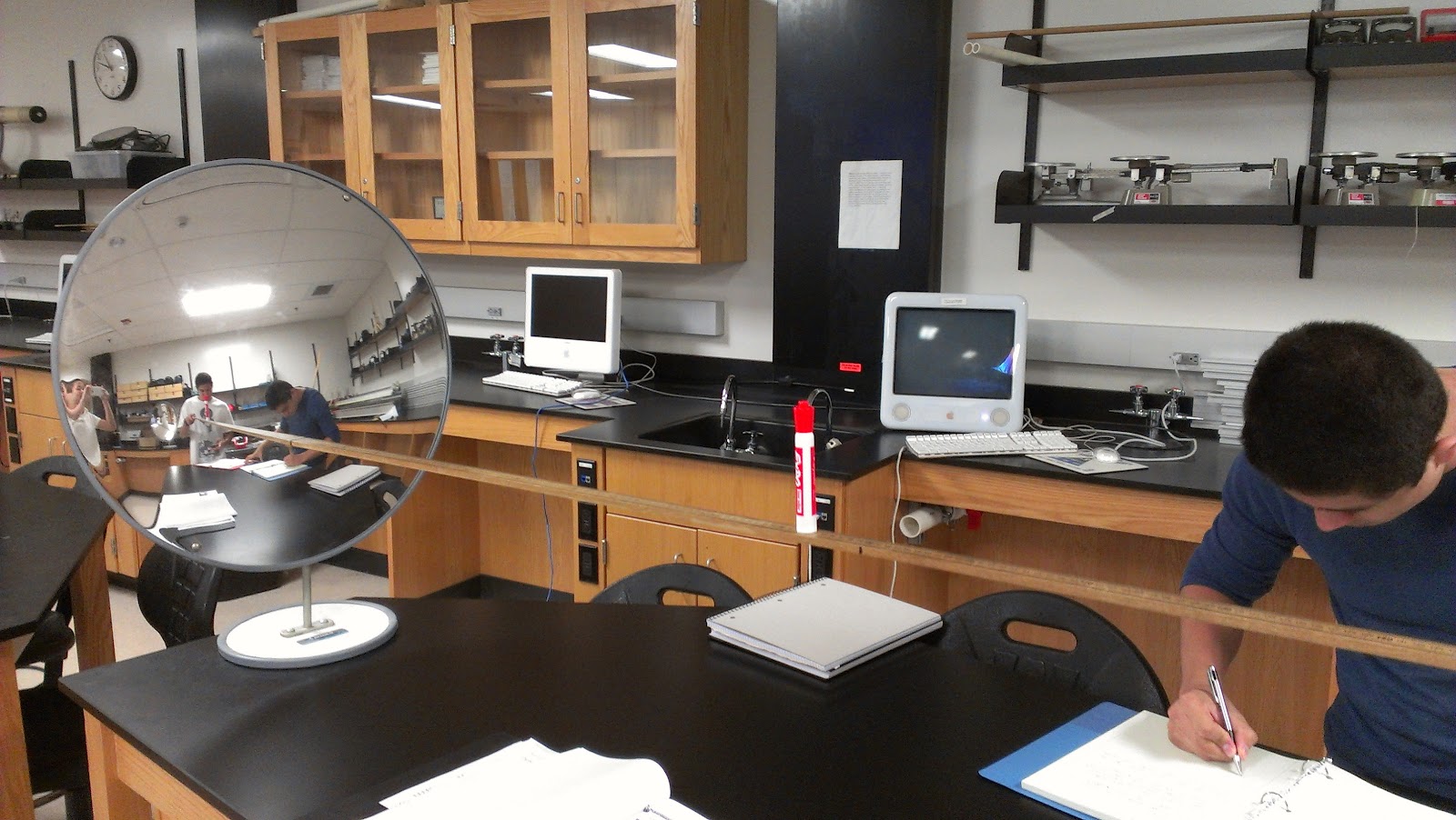 Physics 4C qtran Experiment 9 Concave and Convex Mirror