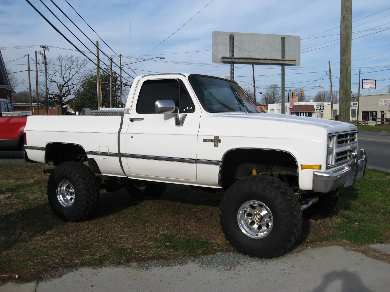1977 Short Bed 4x4 Lifted | Upcomingcarshq.com