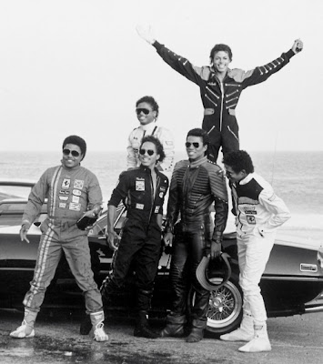 Ensaio Fotográfico de Michael e Seus Irmãos Feito Por Harrison Funk em Malibu (Califórnia) em 1984. 1984+malibu+michael+jackson+%281%29