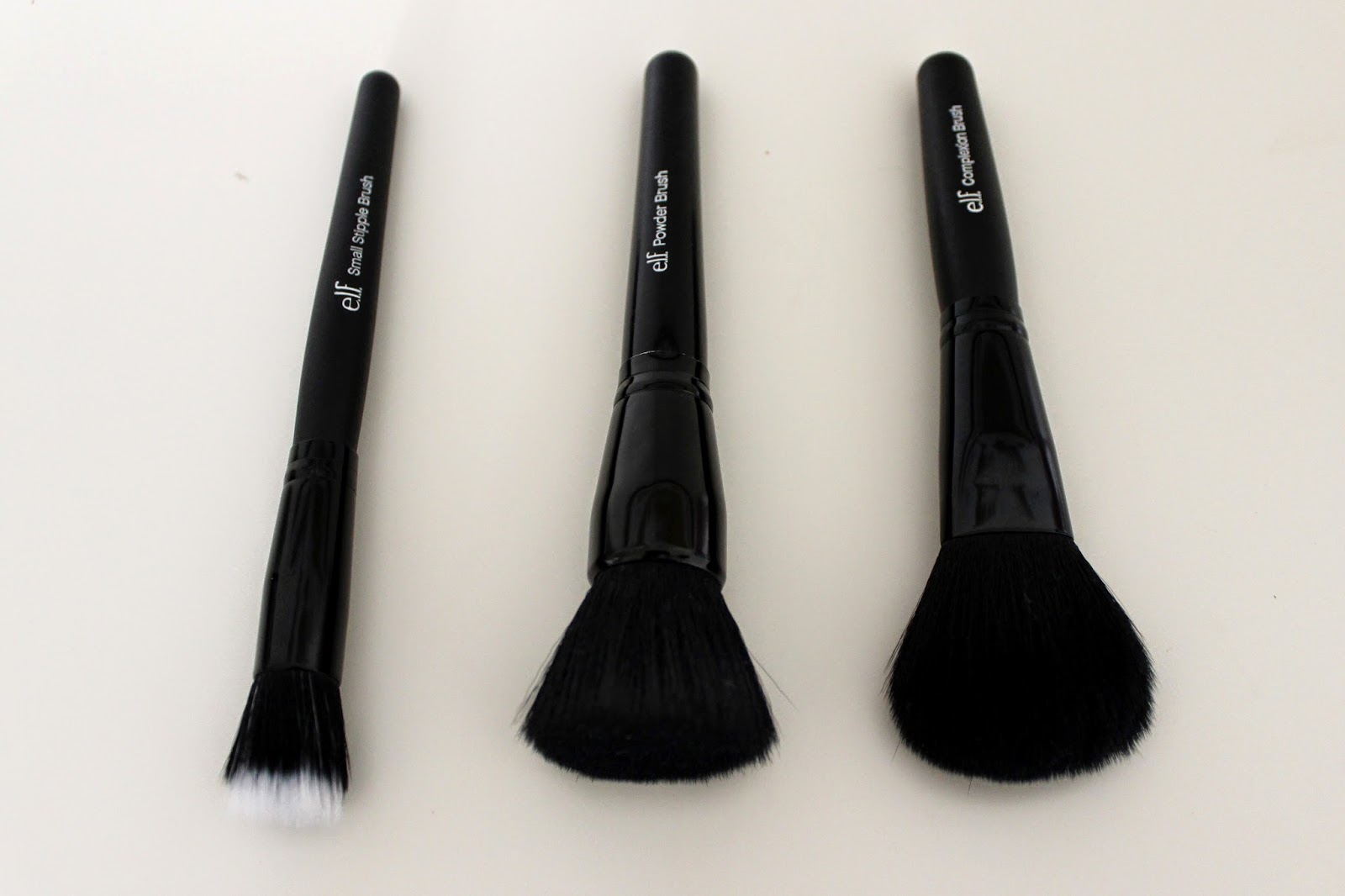 Elín Likes REVIEW ELF BRUSHES