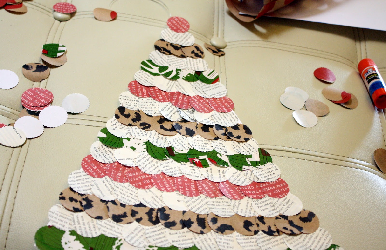 52 Mantels Easy Wrapping Paper Art