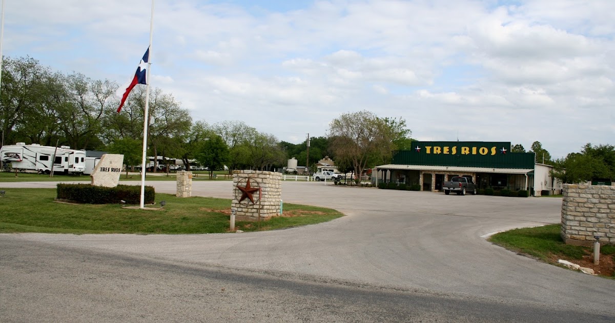 Joe, Diane, & Mallery's Big Adventure Modern Day Gypsies Tres Rios