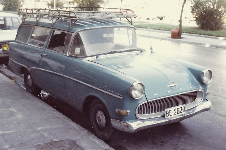 Ein seltener Opel als Kombi, mit Dachgepäckträger