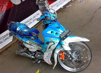 Modifikasi Yamaha Jupiter Z Gaul Anak muda http://oto-trendz.blogspot.com/2012/07/spesifikasi-dan-harga-yamaha-jupiter-z1.html