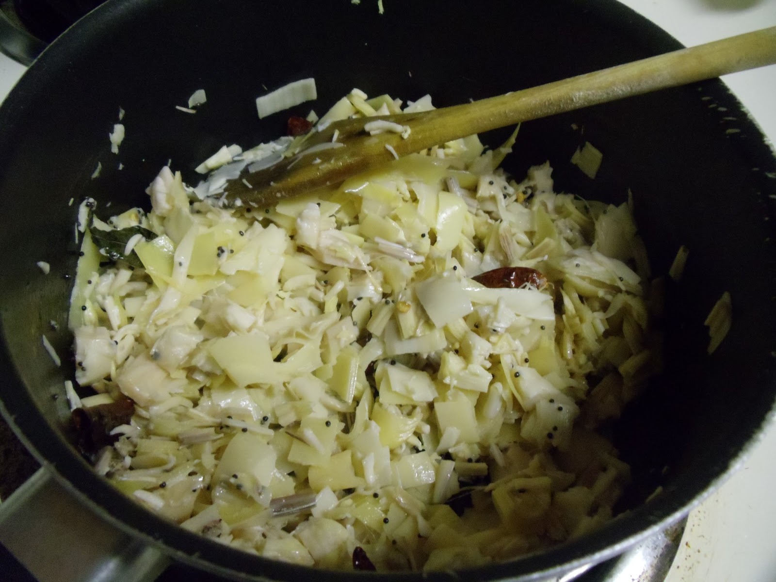 Lakshmi Canteen Bondi Upkari (Seasoned Banana Blossom)