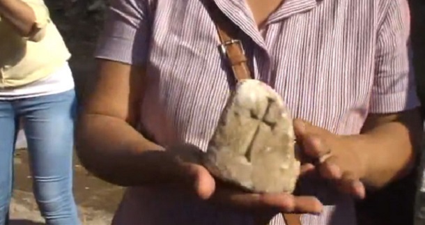 Arqueólogos afirmam ter encontrado um pedaço da cruz de Jesus