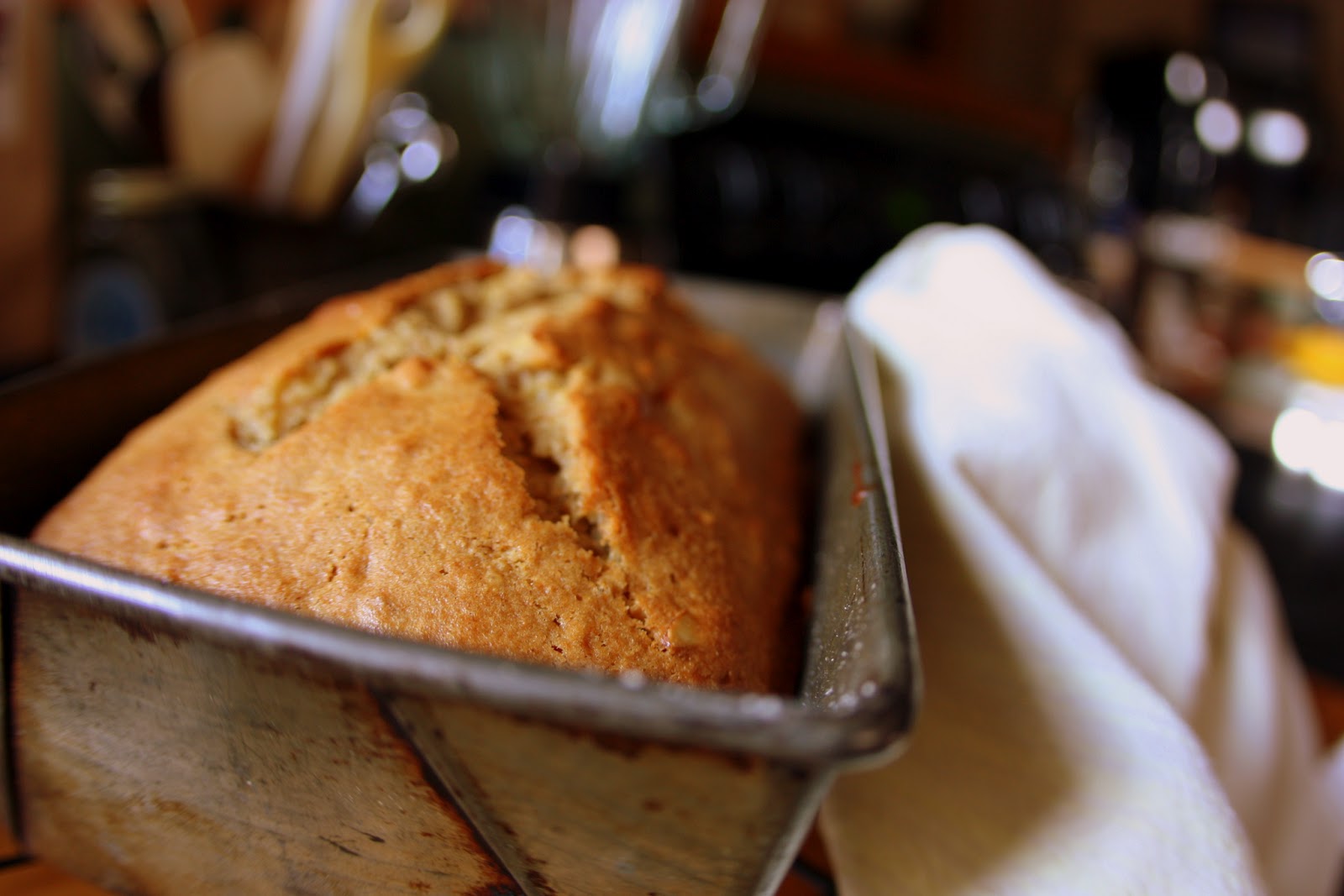 we eat. happy. lemony olive oil & almond banana bread.