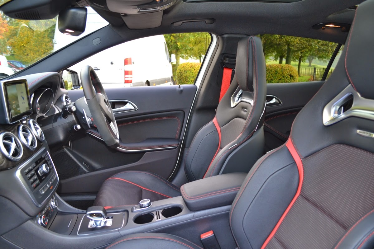 Mercedes-Benz GLA45 AMG Mercedes-Benz GLA45 AMG