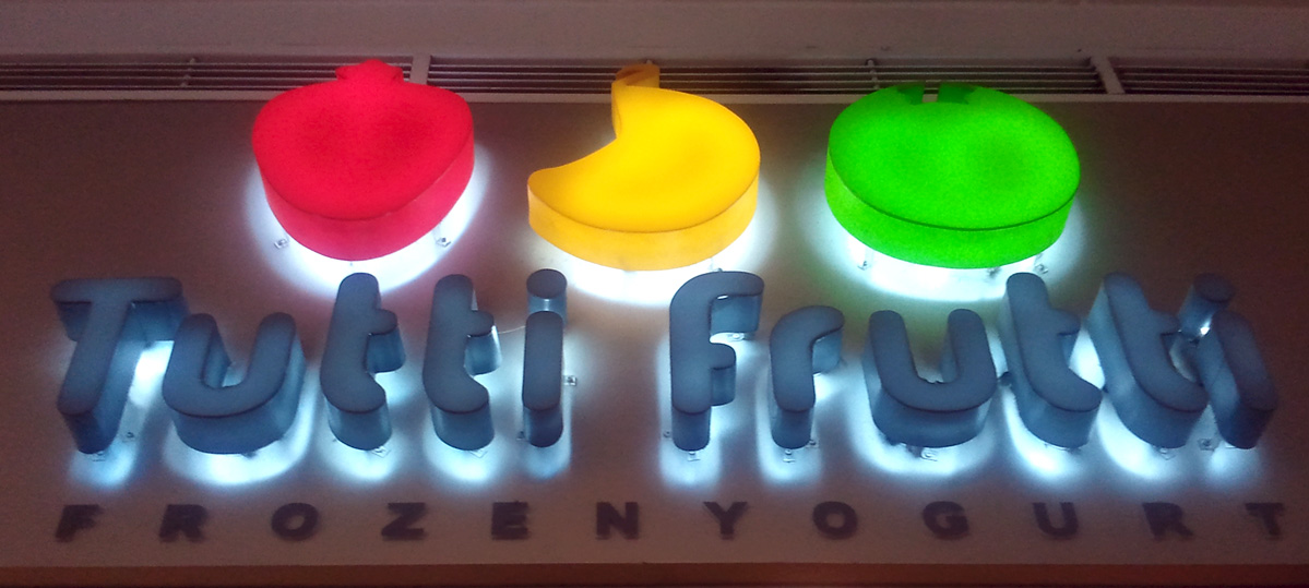 Food Philippines Tutti Frutti Frozen Yogurt in SM MegaMall