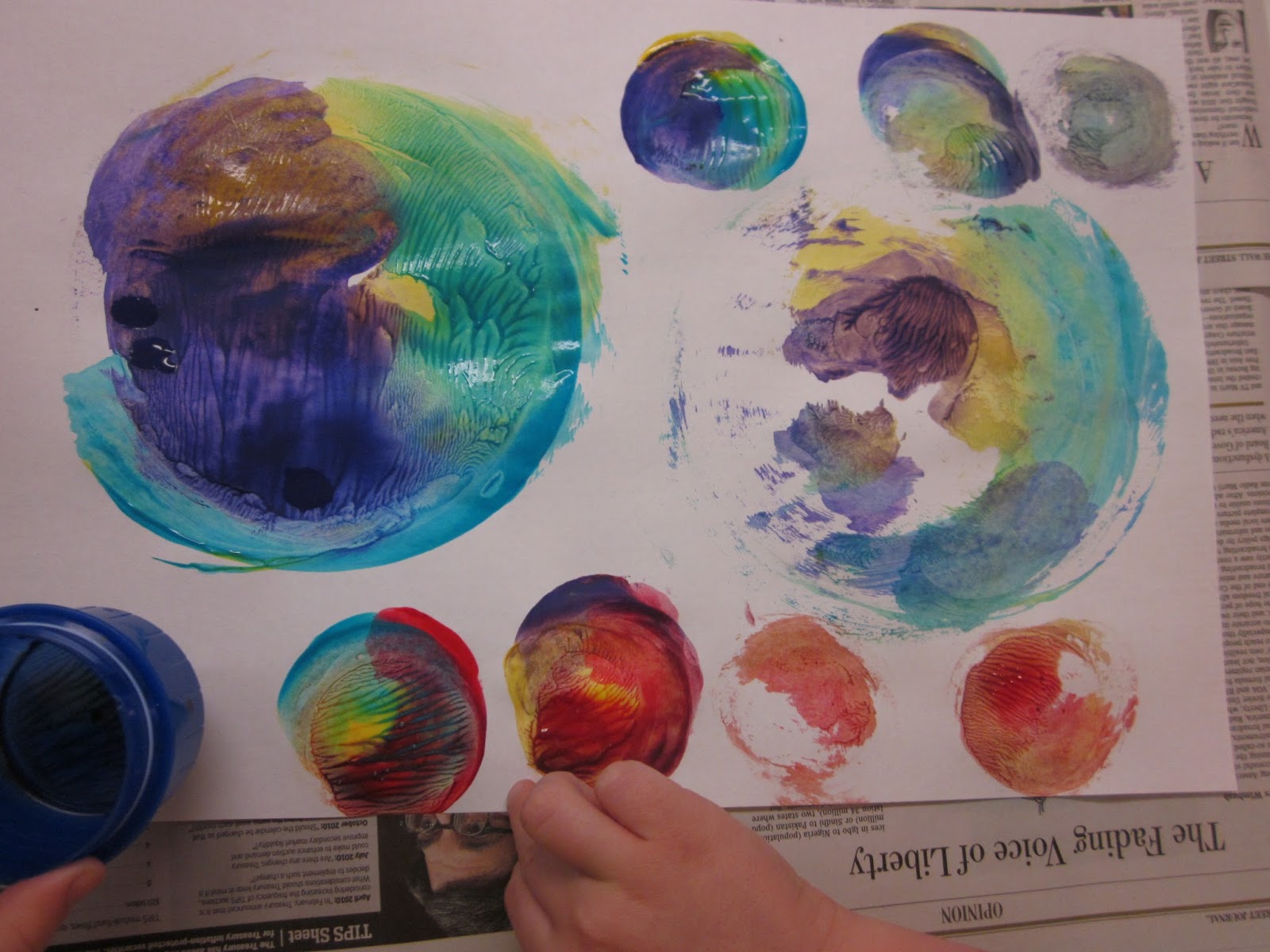 Inspired Montessori and Arts at Dundee Montessori Swirly Paintings