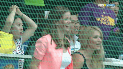 ffe15954c75377bb292c6edf1d21c5e2.gif