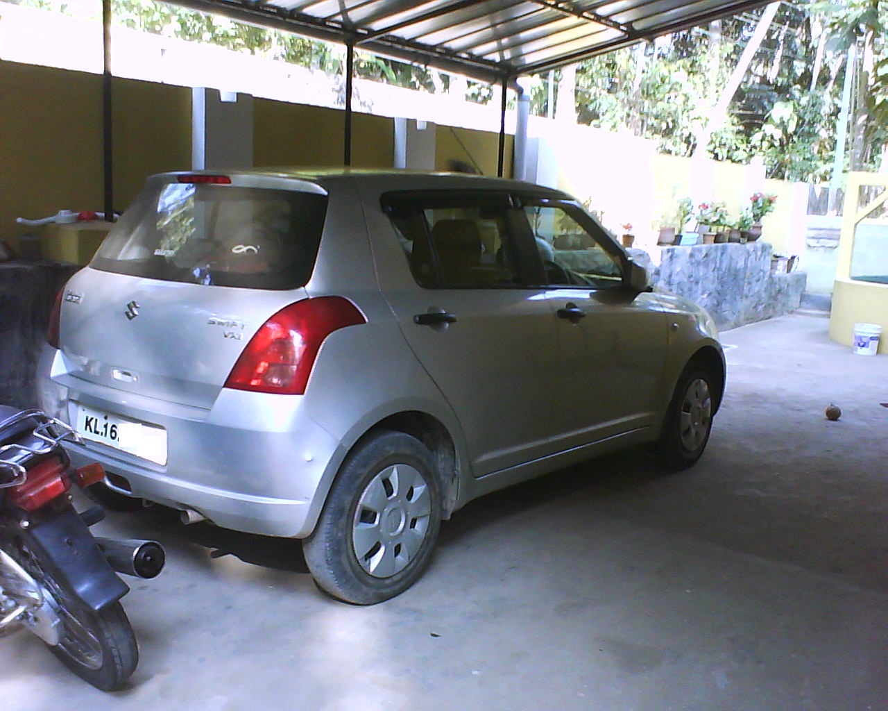2006 MARUTI SWIFT vxi USED CARS TRIVANDRUM