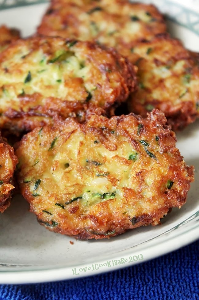 I Love. I Cook. I Bake. Zucchini Cakes (Ree Drummond)