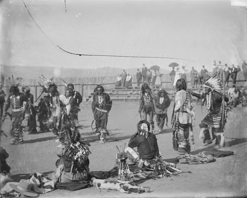 What were some of the foods eaten by the Nez Perce Indians?