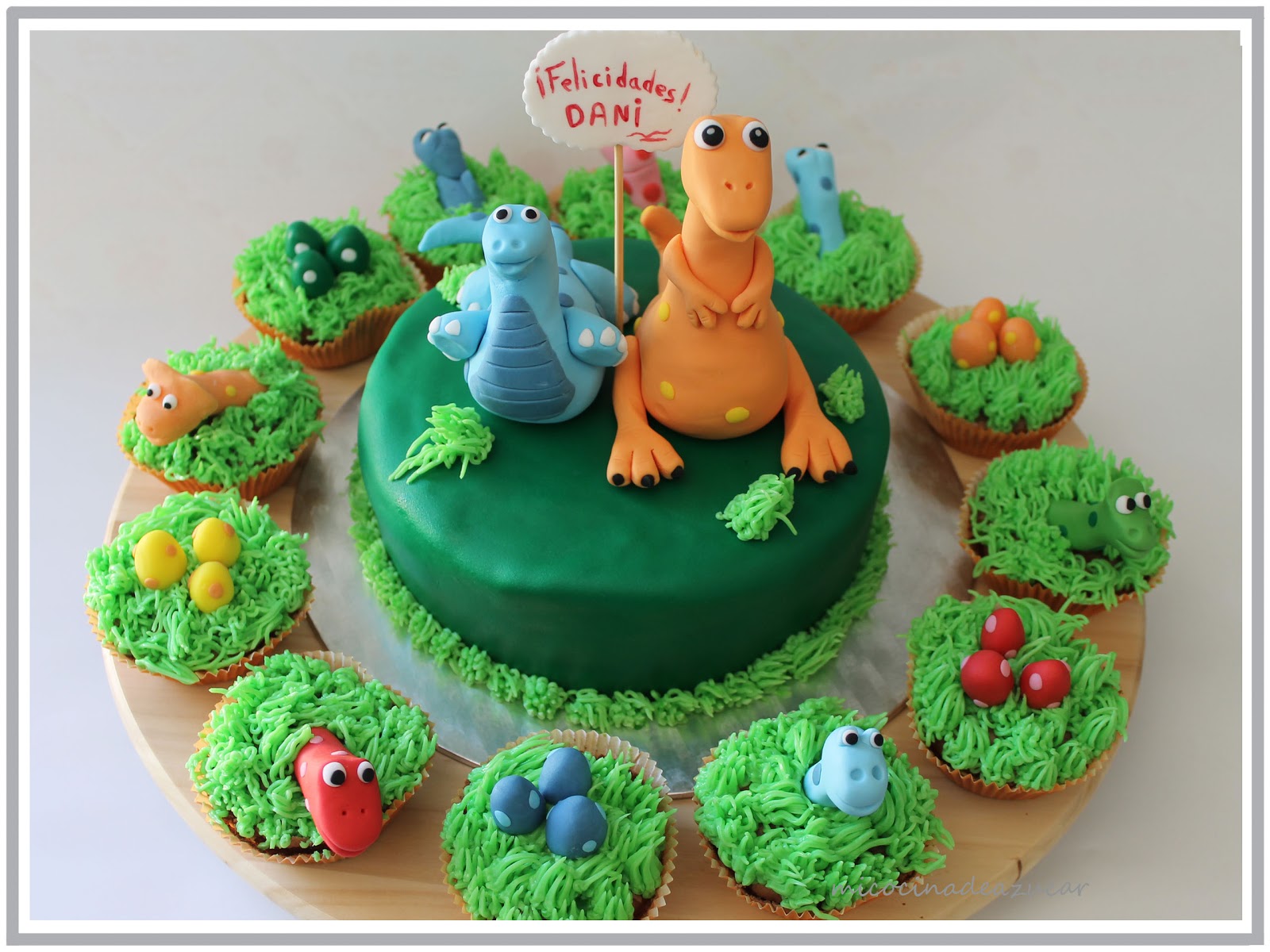mi cocina de azucar: Pack de Dinosaurios