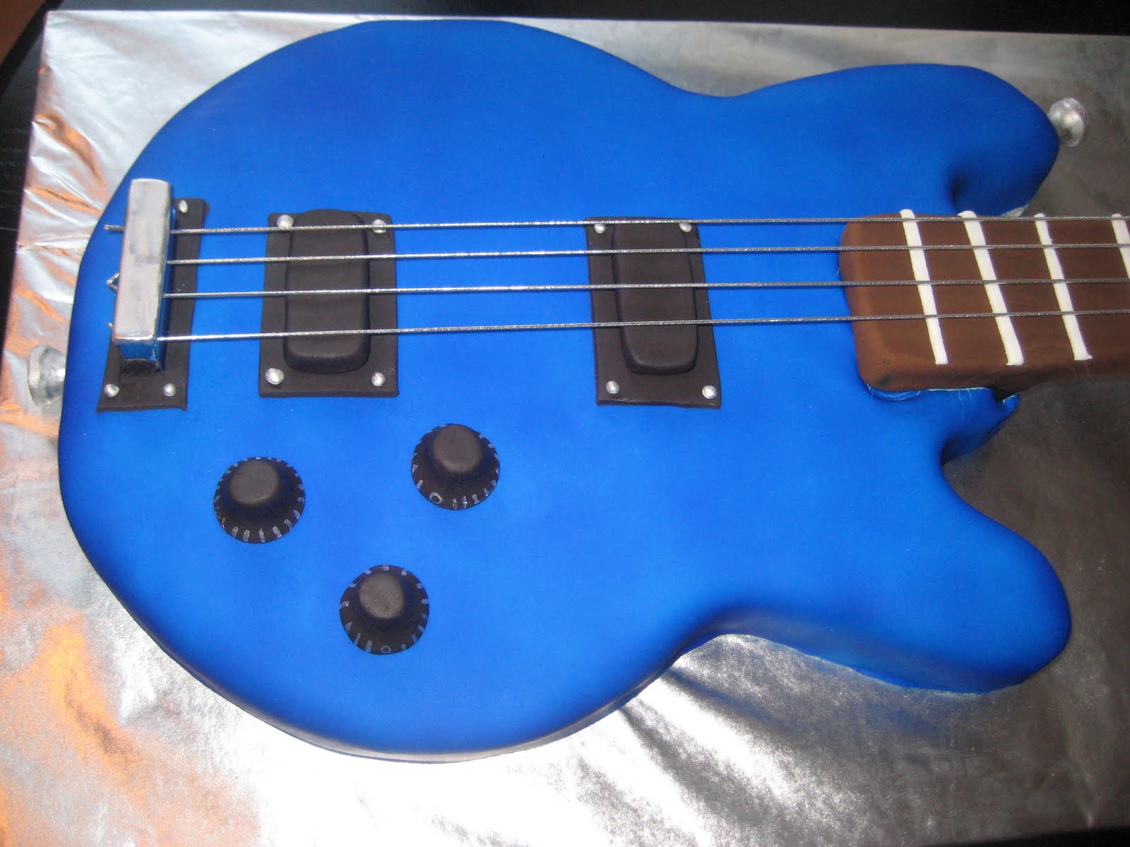 Taryne's Tasty Treats Bass Guitar Cake