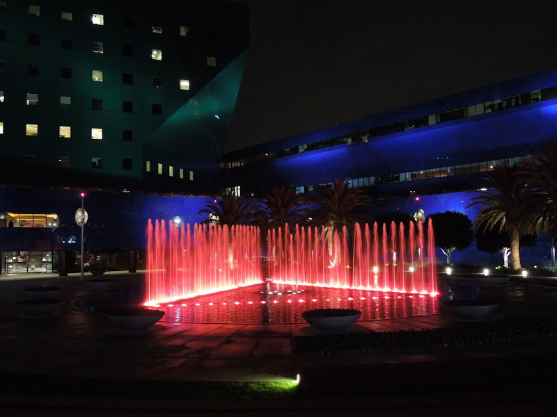 Night fountains Pacific Design Center