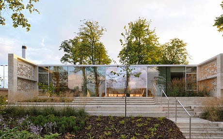 [Image: hoan-my4.jpg]