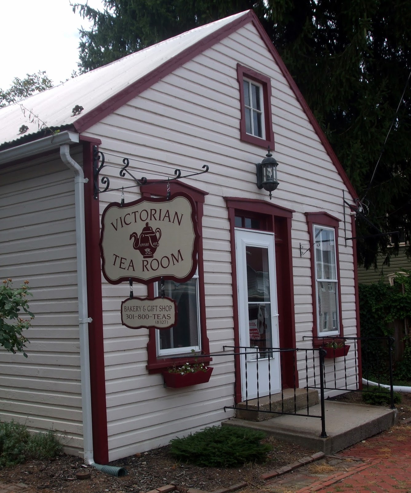 Rosemary's Sampler SereniTea Victorian Tea Room, MD